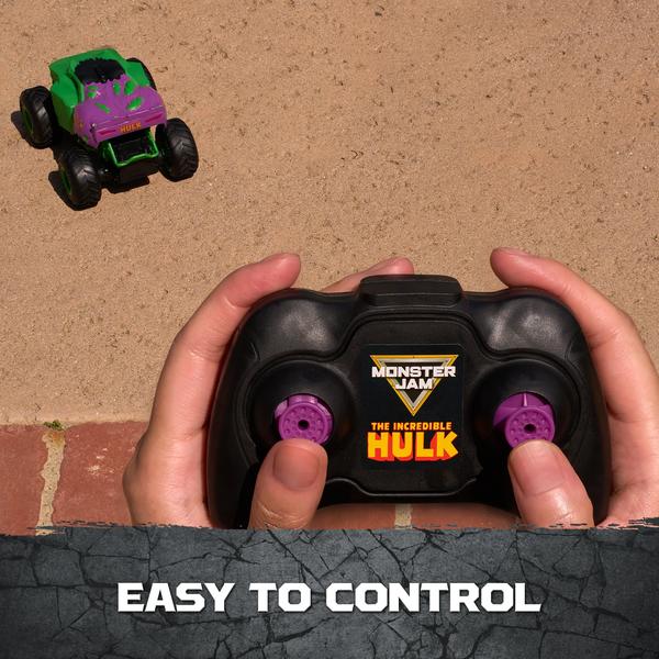 Monster Jam, Marvel The Hulk RC Monster Truck, 1:24 Scale