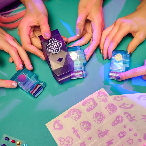 Cool Maker, KPop Demon Hunters HUNTR/X Shimmer Foil Tattoos