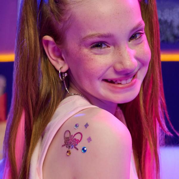 Cool Maker, KPop Demon Hunters HUNTR/X Shimmer Foil Tattoos