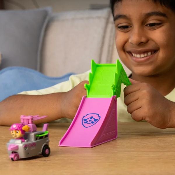 PAW Patrol: The Dino Movie Jump Shift Racers