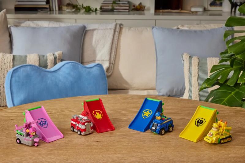 PAW Patrol: The Dino Movie Jump Shift Racers