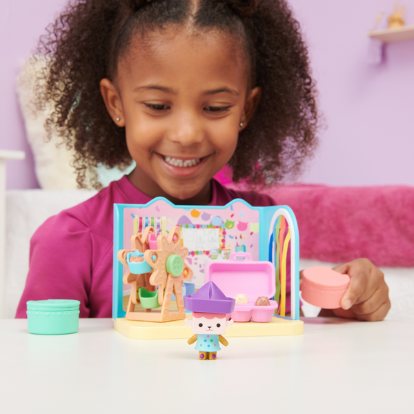 Gabby's Dollhouse Deluxe Room Assorted | Planet Fun NZ