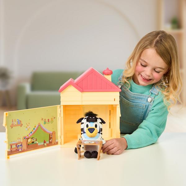 Bluey Playdate Plush Surprise