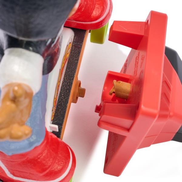 Tech Deck Shred N’ Blast Sk8board