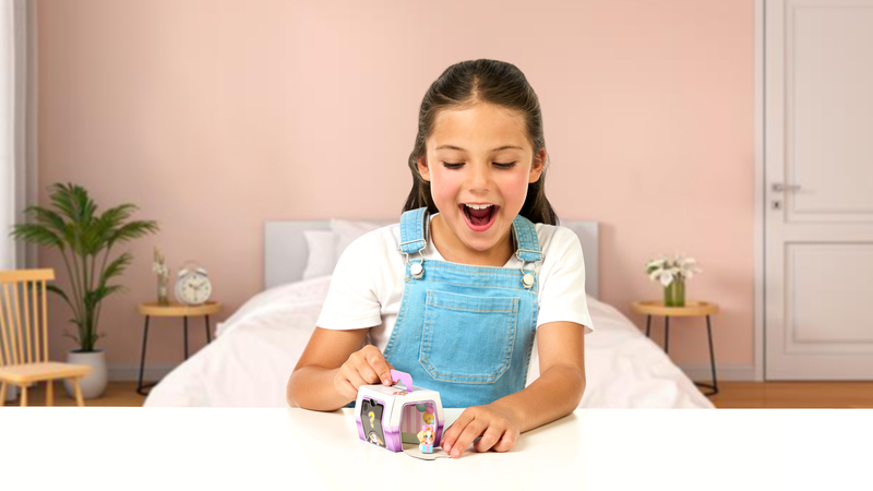 Little Live Pets Mama Surprise Families Adoption Pack