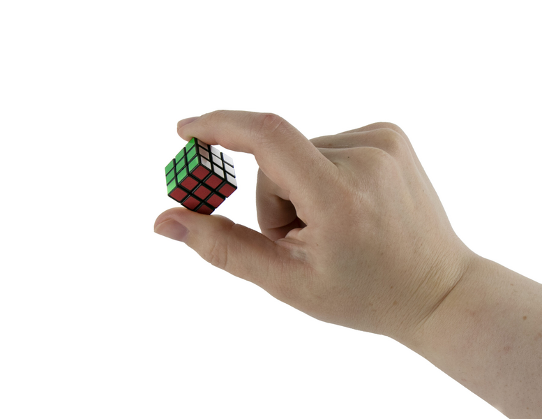 WORLDS SMALLEST RUBIKS