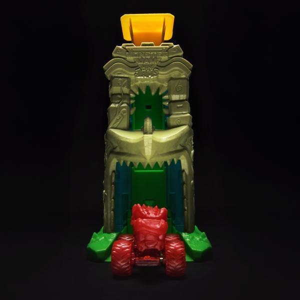 Monster Jam Mini Jams, Megalodon Jungle Blaster Launcher Playset